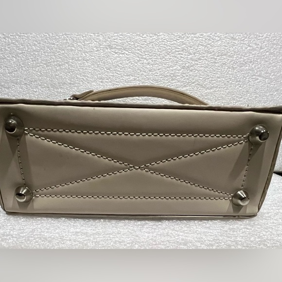 NWOT Steve Madden Kayla box bag with drawstring pouch. Bone color. - Picture 10 of 15